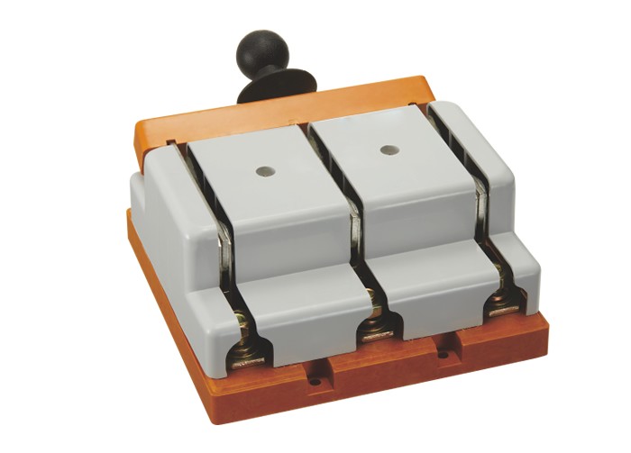 HD11F系列刀开关